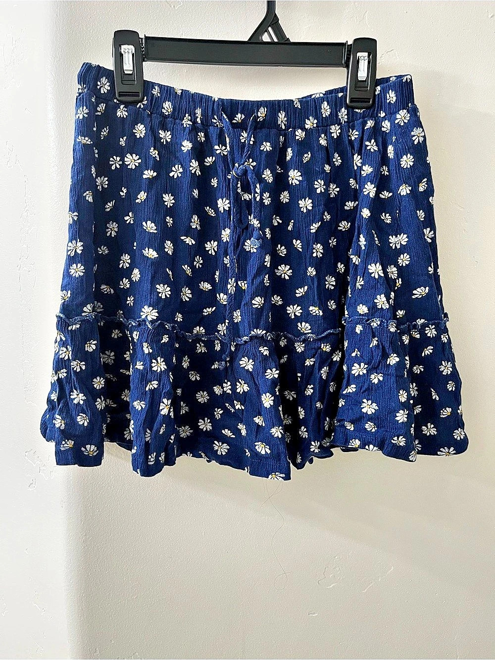 Cotton On| Floral Mini Skirt in Blue & White XS/S Like New